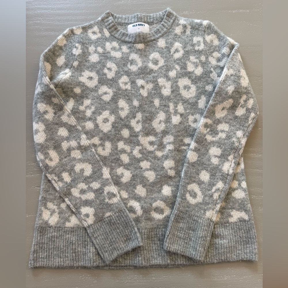 Old Navy Gray and Cream Patterned Sweater